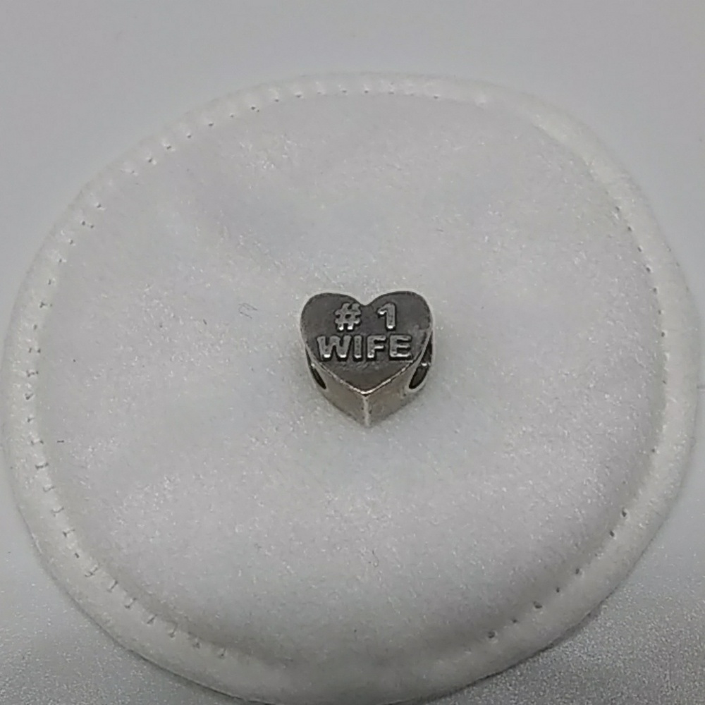 Kay Jewelers Charmed Memories #1 Wife Heart Charm